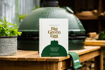 Cooking on the Big Green Egg